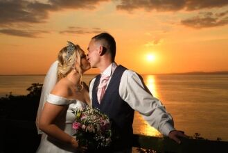 wedding_photography_at_walton_park_hotel_33 Bride & Groom Sunset wedding photography at Walton Park Hotel