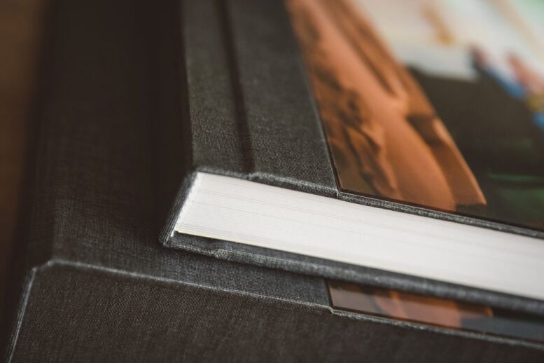 Storybook-12x12-Acrylic-H14_15 Storybook Wedding Album